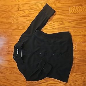 Womens CATO V Neck Button Down Black. Size Large